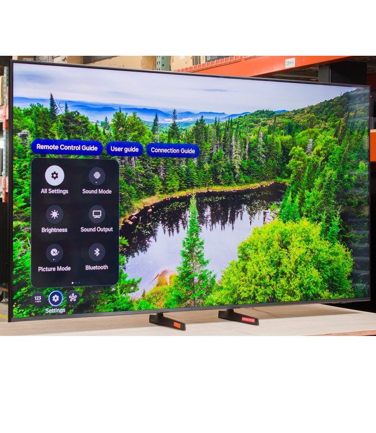 Функції Smart TV на базі Tizen та голосове управління